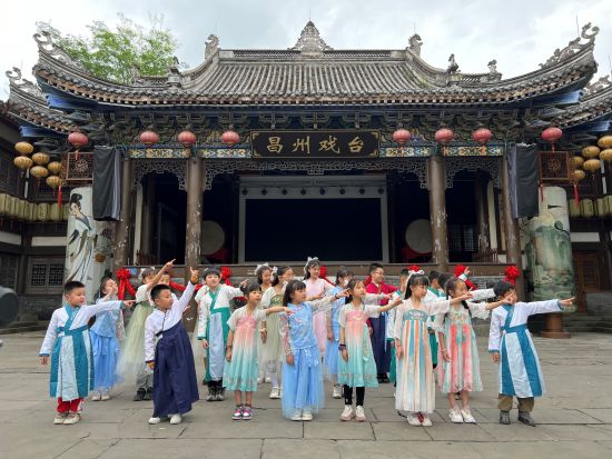�D���ЌW(xu��)���(d��ng)�F(xi��n)���� ���� �z
