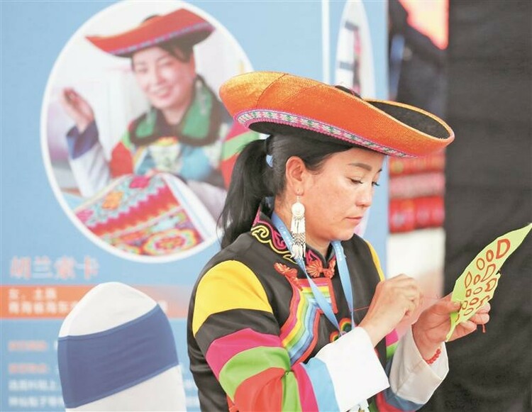 ȫ�����؃�(y��u)���l(xi��ng)�幤���R��<a href=http://www.gzculture.net target=_blank class=infotextkey>�F�</a>չ�ݽ��� ���������^�� ���ֽ��Ĵ����d_fororder_cfaa7188-b81e-46ad-b345-2dcbb87b9937