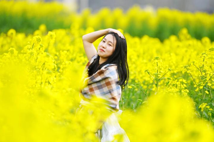 �����箋�Ĵ�ɫ���������˱����ο�ǰ����������ꐱ����z