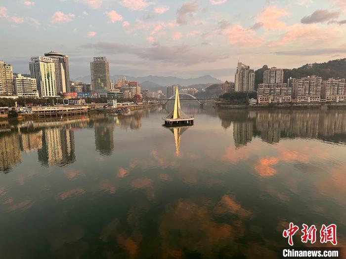 �B�d��ʮ����(1153��)�������丰ͬ��;�����܌W(xu��)����ƽ����D��F(xi��n)�ڵĸ���ʡ��ƽ����ƽ�^(q��)���^�����¾W(w��ng)ӛ�� ������ �z