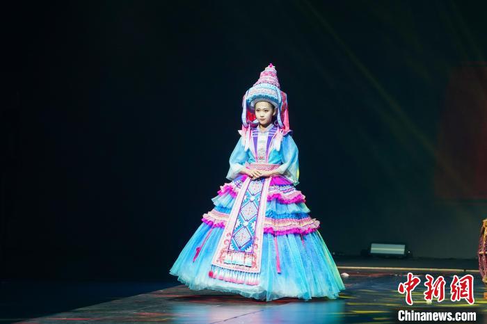 �D��V����������F(xi��n)����ꐹ��� �z