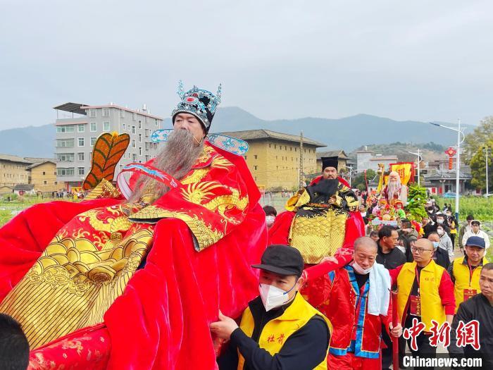 ����&ldquo;�߹���&rdquo;�R��������˷�����(sh��)���fӋ���ο��c�l(xi��ng)�H������ʢ�e���g�cԪ���������^(q��)��<a href=http://www.scxjtm.com target=_blank class=infotextkey>ý�w</a>���Ĺ��D