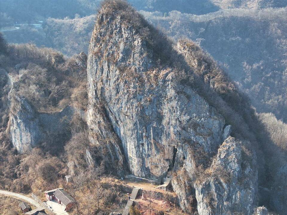 十堰鄖西發(fā)現(xiàn)一批明清時(shí)期石窟石刻遺跡